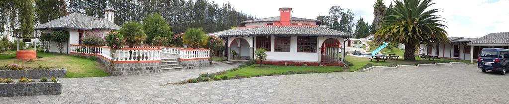 Hosteria San Carlos Tababela Bagian luar foto