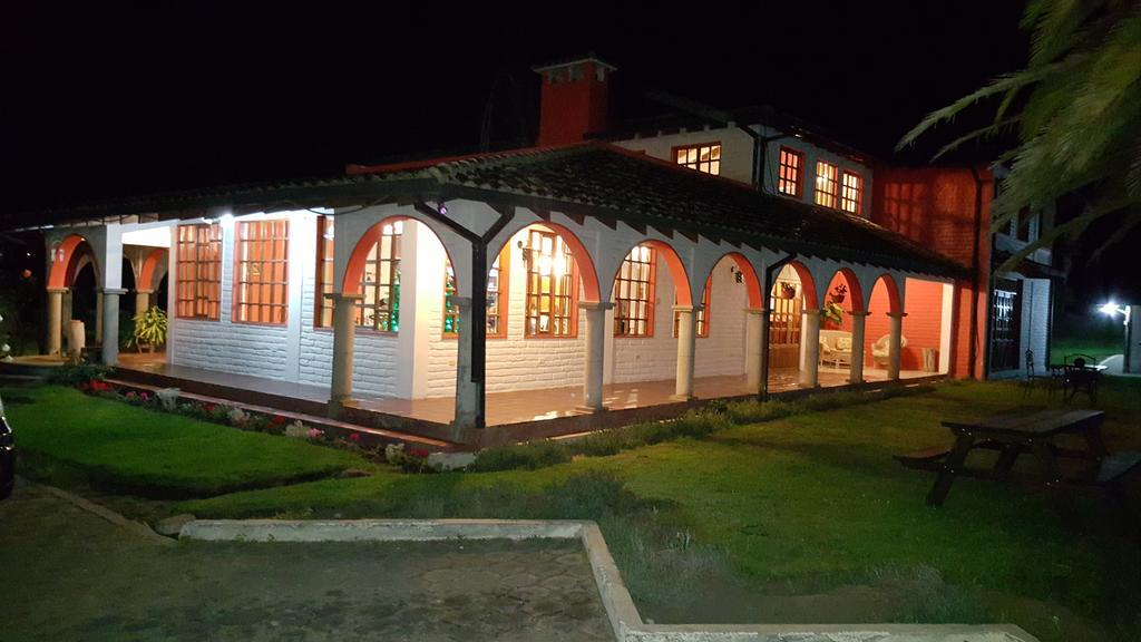 Hosteria San Carlos Tababela Bagian luar foto