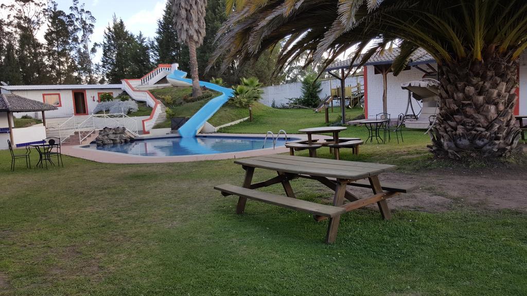 Hosteria San Carlos Tababela Bagian luar foto