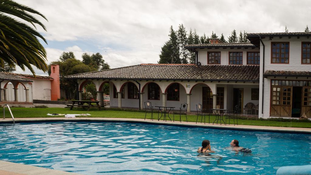Hosteria San Carlos Tababela Bagian luar foto