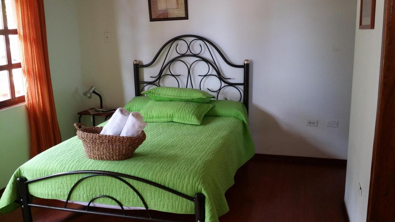 Hosteria San Carlos Tababela Ruang foto